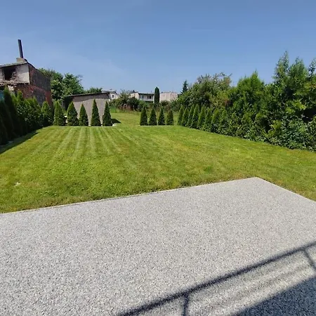 House With Garden Elisa